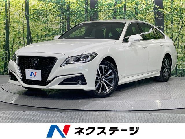 メーカー純正ナビ　バックカメラ　衝突軽減装置　レーダークルーズ　禁煙車