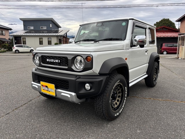 当店掲載車両をご閲覧いただき、ありがとうございます☆当店はスズキ車をメインに、豊富なラインナップを随時掲載・販売を行っております！お客様にピッタリな車がきっと見つかります♪