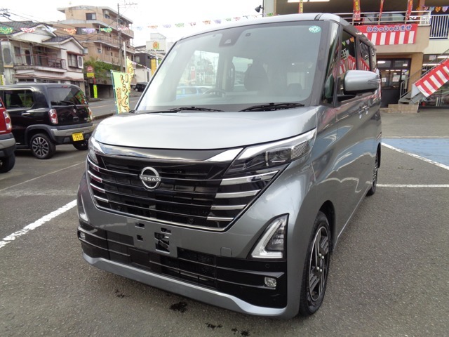 衝突軽減ブレーキ　プロパイロット　両側パワースライドドア　アラウンドビューモニター　ナビ　TV　ETC