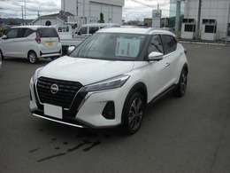 日産 キックス 1.2 X FOUR (e-POWER) 4WD 試乗車アップ　全方位カメラ　寒冷地仕様