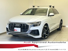 アウディ Q8 55 TFSI クワトロ Sライン 4WD B＆OオールホイールステアHDマトリエアサス