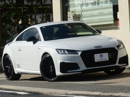 アウディ TT クーペ  ファイナル エディション 4WD 1オーナー禁煙　200台限定車　保証継承付