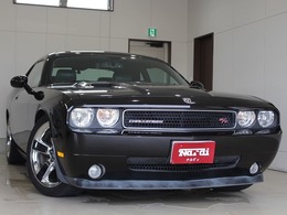 ダッジ チャレンジャー R/T HEMI・サンルーフ・ナビ・Bカメラ・20イン