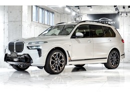 BMW X7 xドライブ40d Mスポーツ ディーゼルターボ 4WD スカイラウンジパノラマガラスサンルーフ