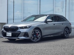BMW i5ツーリング eドライブ40 Mスポーツ MスポーツPKG　セレクトPKG　B＆Wスピーカ