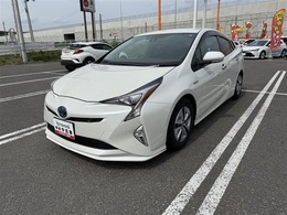トヨタ プリウス 1.8 A E-Four 4WD トヨタセーフティセンス/ナビ/バックカメラ