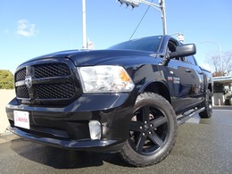 ダッジ ラムトラック 1500 4x4 新車並行車 クルーCAB エクスプレス 5.7 HEMI
