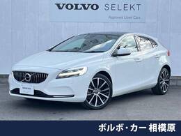 ボルボ V40 T3 クラシック エディション 認定中古車　ガラスルーフ　harman/kardon