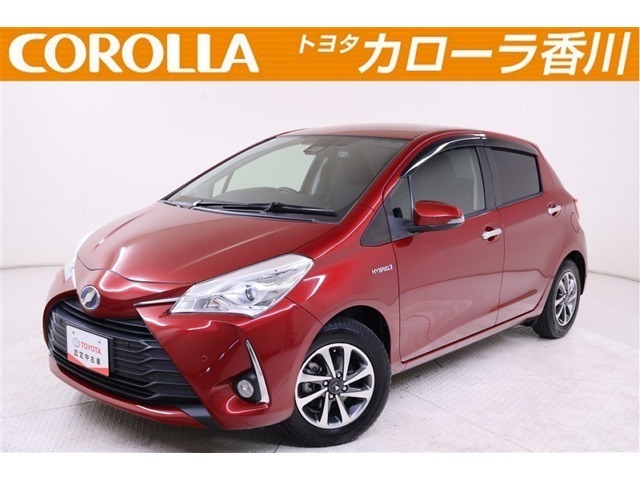 ヴィッツ　ハイブリッド　Fセーフティエディション3　入荷しました