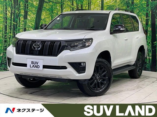 禁煙車　サンルーフ　9型ナビ　全周囲カメラ　フルセグ　レーンアシスト