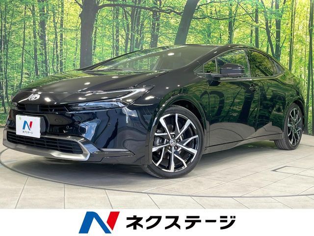 禁煙車　ガラスルーフ　衝突軽減装置　純正12.3型ディスプレイ　全周囲カ