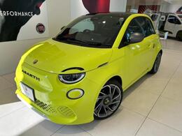 アバルト 500e ツーリズモ 当社デモカー！　禁煙！