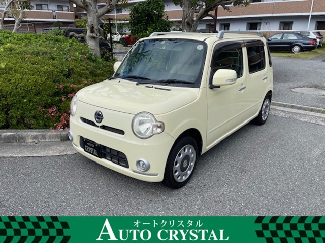 展示場に総在庫車100台以上あります。安い軽自動車が100台以上あるのは見ごたえありですよ（＾＾）全車室内徹底清掃綺麗ですよ。除菌・消臭・全車保証付。まずは通話料無料ダイアル　0078-6002-871157