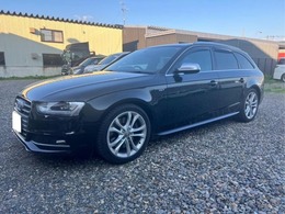 アウディ S4アバント 3.0 4WD 