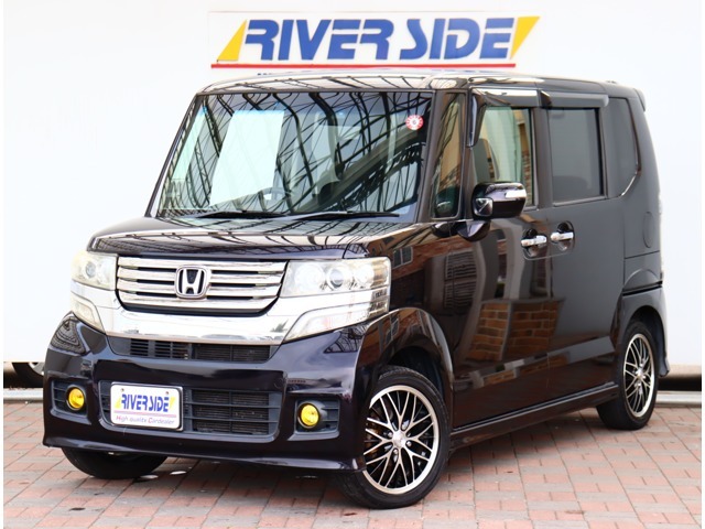 この度は、数あるお車の中から当社の在庫をご覧いただき誠にありがとうございます。ご不明な点やお写真では分からない部分などございましたら、スタッフが丁寧にご対応させていただきますのでお気軽にご相談下さい。