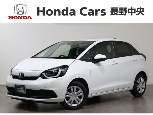 当社デモカー　フィット　ホーム　入荷しました。