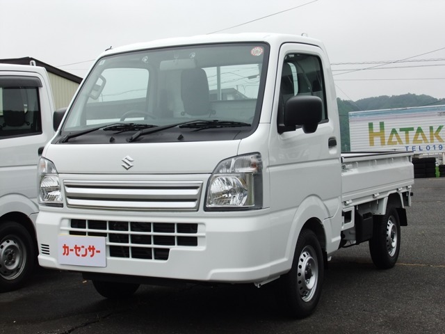 小回りが利き運転し易い軽トラック入庫しました。届出済未使用車です。純正フロアマットラバー＆バイザーはサービス致します。
