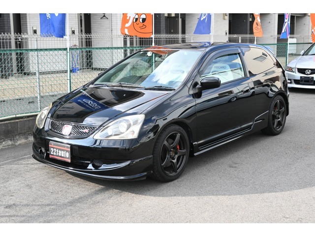 キレイにOPされたEP3シビックタイプR！VTEC　K20A搭載のホットハッチをぜひこの機会にご体感下さい！