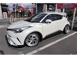 トヨタ C-HR ハイブリッド 1.8 G KUHLフルエアロ　KUHLマフラー　ブロケイド