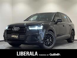 アウディ Q7 ブラック スタイリング 4WD 125台限定モデルAudi Sport20AWマトリクス