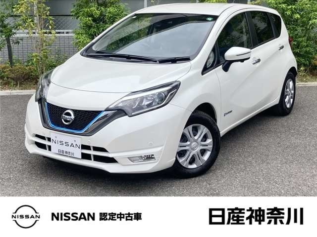 車検整備付き　DVD再生カーナビ　アラウンドビューモニター　ETC　ドラレコ　踏み間違い衝突防止アシスト　スマートルームミラー　オートエアコン　※お問合わせへの返信は営業時間内の対応となります(火/水曜休）