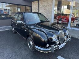 光岡自動車 ビュート 1.0 デラックス 黒内装 レザー調Sウッドステアリグ新品ナビ