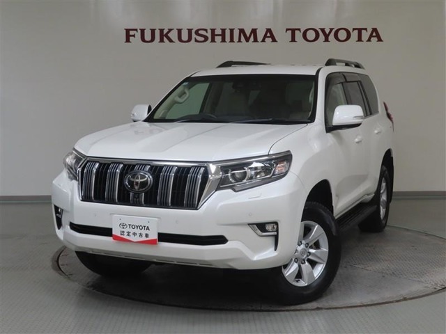 弊社ではお客様とのお付き合いを大切にしたいため、中古車の販売を福島県在住のお客様、または福島県近隣市町村にお住いで、販売時の現車確認・店頭納車が可能で定期的にご入庫可能なお客様に限らせていただきます。