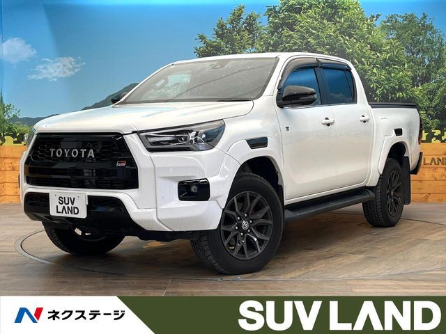 禁煙車　4WD　ディーゼル　ターボ　8インチ　ディスプレイオーディオ