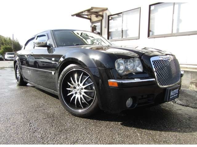クライスラー 300C 5.7 HEMI 2006年 7.9万キロ (千葉県