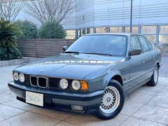 BMW 5シリーズ セダン の中古車 535i 埼玉県三郷市 329.8万円