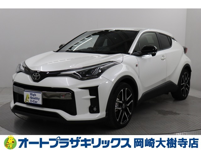 当店は、トヨタモビリティ東名古屋(株)をグループ会社に持つ中古車販売部門です。