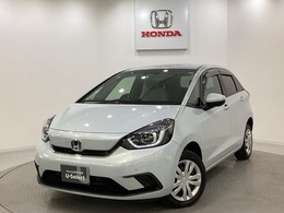 ホンダ フィット 1.5 e:HEV ホーム 4WD 