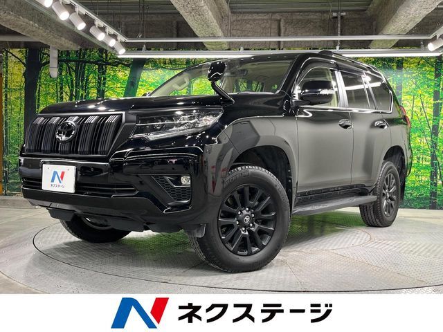4WD　サンルーフ　BIG-X11型ナビ　バックカメラ　衝突軽減