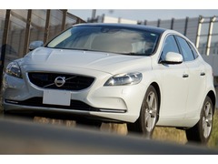 V40