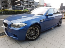 BMW M5 4.4 黒革　イノベーションP モンテカルロブルー