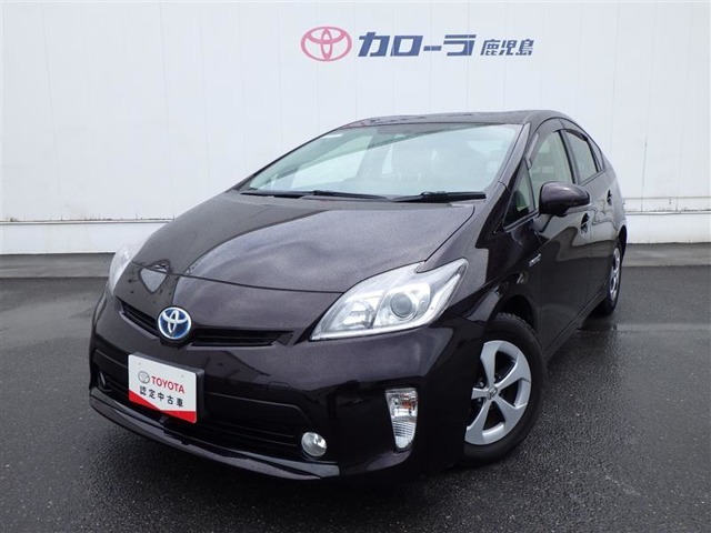 トヨタ認定中古車保証付！（1年間、距離無制限　HV車はHV保証付）　別途延長保証もご用意しております♪　ぜひ現車を確認にご来店ください