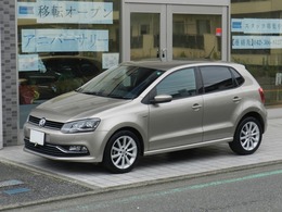 フォルクスワーゲン ポロ オリジナル 200台限定車　専用色チタニウムベージュ