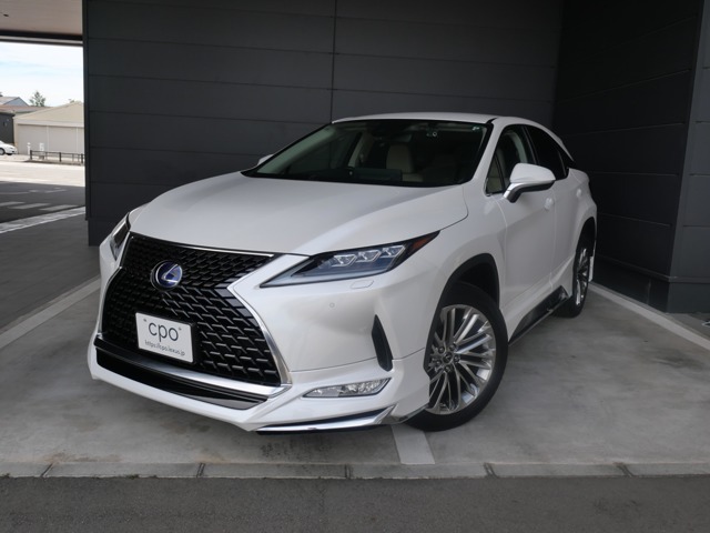 レクサスCPO高岡中央の車両をご覧いただき、誠にありがとうございます。お車の状態やキズの有無等、何なりとお問い合わせください。