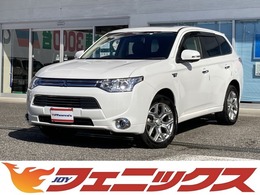 三菱 アウトランダーPHEV 2.0 G ナビパッケージ 4WD QC付FCM追従クルコン電動RゲートMMCS試乗OK