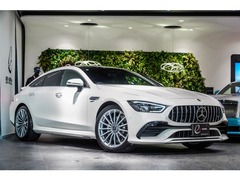 GT 4ドアクーペ