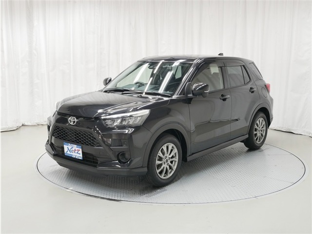 コンパクトボディで狭い道でもスムーズに走れる取り回しのよさ！運転もラクラクで燃費のよさも魅力です♪