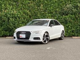 アウディ A3セダン ブラック スタイリング ブラックスタイリング　250台限定車