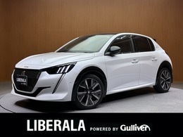 プジョー 208 GTライン ACC　ハーフレザーシート　ナビ　Bluetooth