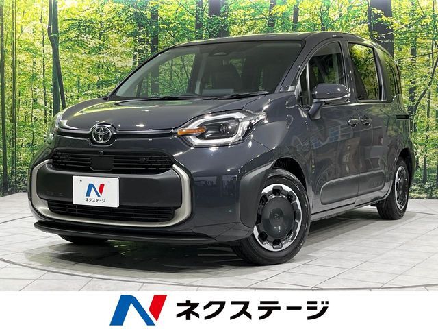 10.5型ディスプレイオーディオ　両側電動スライド　衝突軽減装置　禁煙車