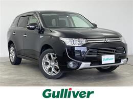 三菱 アウトランダーPHEV 2.0 G ナビパッケージ 4WD 純正ナビ 電動リアゲート Bカメラ フルセグ