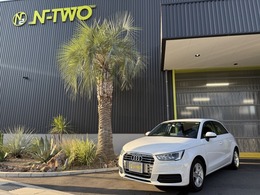 アウディ A1スポーツバック 1.0 TFSI ワンオーナー　ドライブレコーダー前後　ET