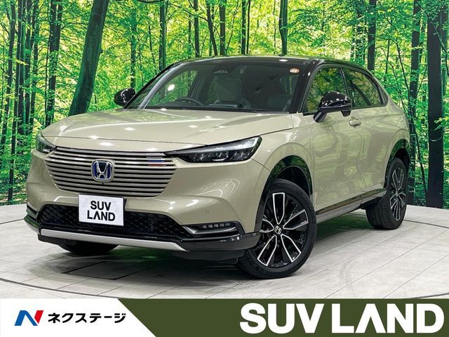 禁煙車　サンルーフ　純正9型ナビ　全周囲カメラ　フルセグ　電動リアゲート