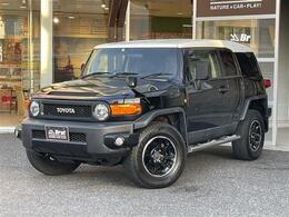 トヨタ FJクルーザー 4.0 カラーパッケージ 4WD 4WD純正ナビ(CD・DVD・BT・TV)