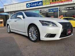 レクサス LSハイブリッド 600h バージョンL 4WD リアフリップダウン・サンルーフ・マクレビ