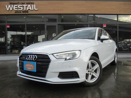 アウディ A3セダン 2.0 TFSI クワトロ 4WD スタッドレスタイヤ付き　スマートキー
